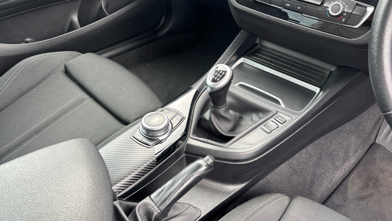 BMW 2 Series 218i Sport 2dr [Nav] Petrol Coupe